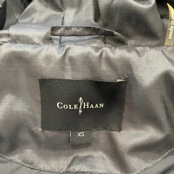 COLE HAAN Signature Hooded Down Feathers Quilted Stylish Puffer Vest Sz XS/S - Picture 5 of 7